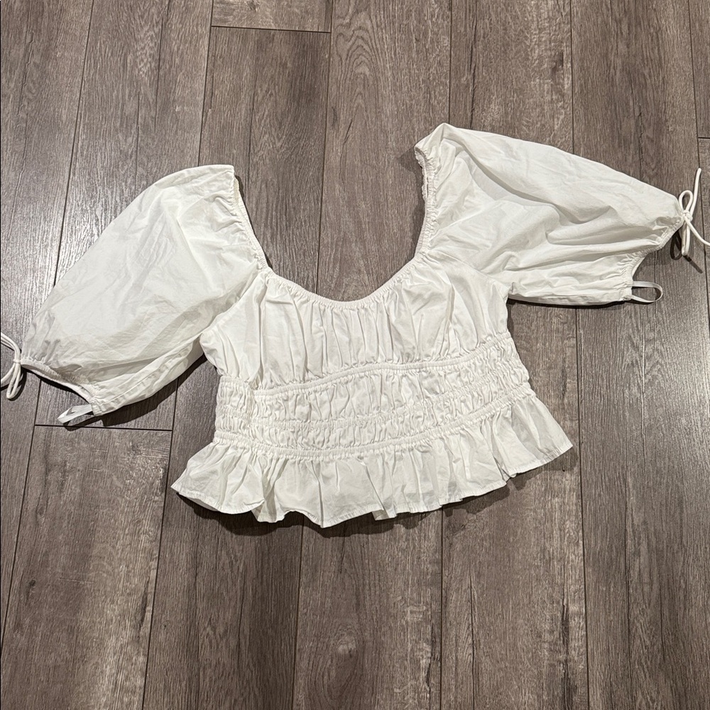 This is a STAUD Faye cropped shirred stretch-cotton top in white L - Picture 2 of 5